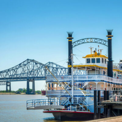 Popular Mississippi river cruises and booking tips